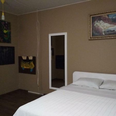 Guest House Na Golovatogo Boryspil Bagian luar foto